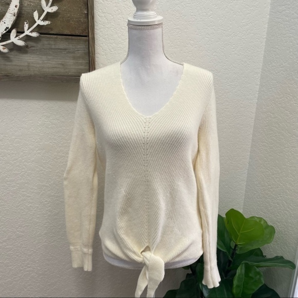 Anthropologie Moth cream front tie knit sweater size Small